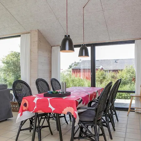 בית נופש Lovely In With House A Panoramic View הייורינג